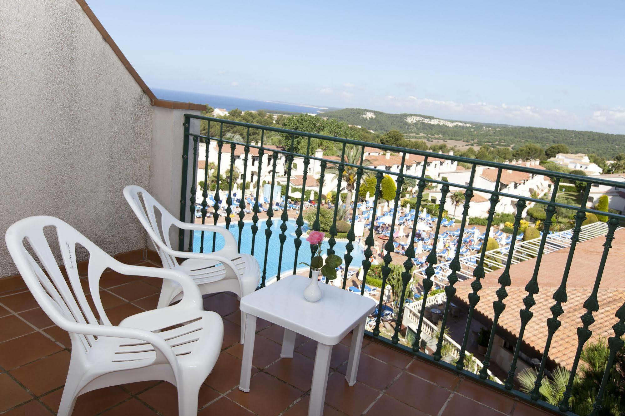Son Bou Apartments מראה חיצוני תמונה
